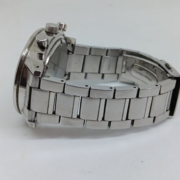 Seiko Silver and Black Chronograph Watch - Picture 4 of 10